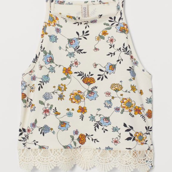 SOLD 🟡 [Bundle 5/$25] HP 🌟 5.9.20 Floral halter - Picture 3 of 6